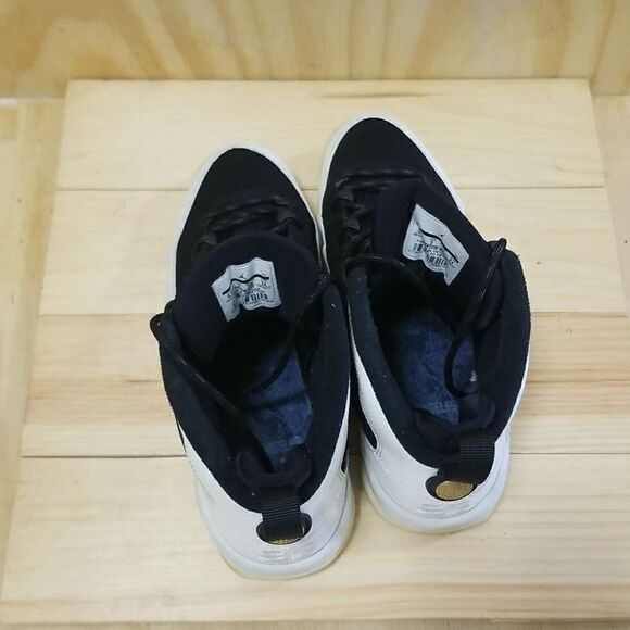 Nike Jordan 9 IX Retro Wmn's sz 7 , Eu 38 City of Flight Black White - Picture 5 of 8